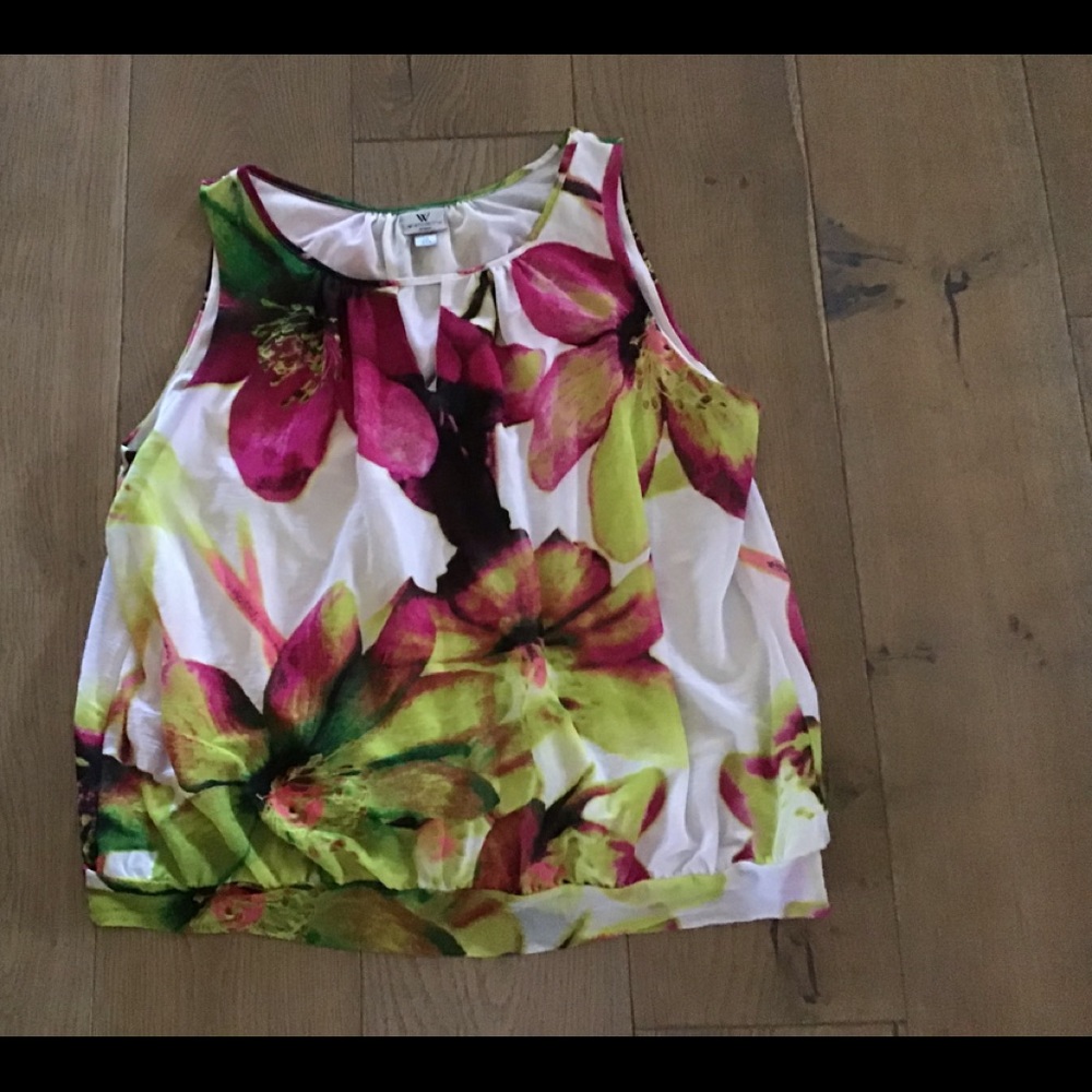 Colorful flower sleeveless blouse